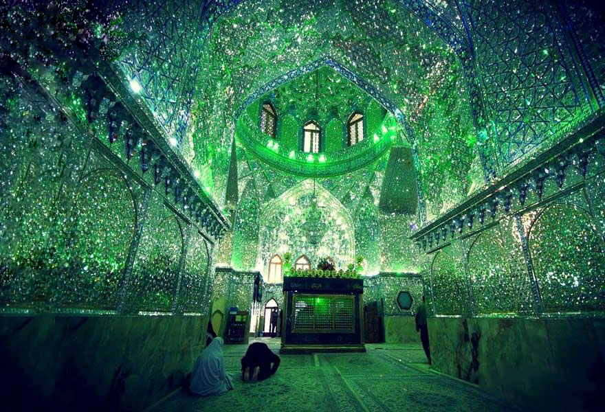 emerald-tomb-ceiling-shah-cheragh-shiraz-iran-3
